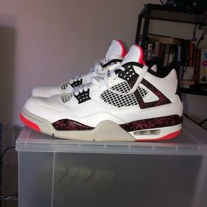 Jordan 4 Retro sz 10 - LIKE NEW/WORN ONCE